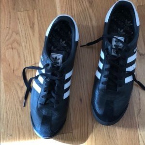 Adidas Samoa size 13 casual sneakers